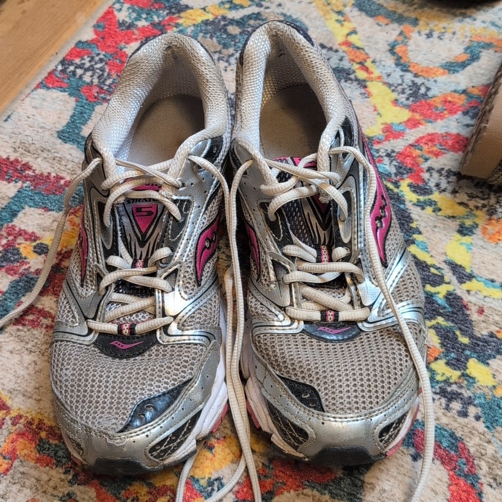 Saucony Grid Stratos 5 Women Size 11 Silver/Black/Pink